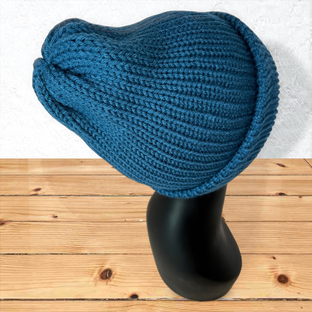 Handmade Knit Beanie Handcrafted Unisex Hat Ocean - Picture 5 of 10